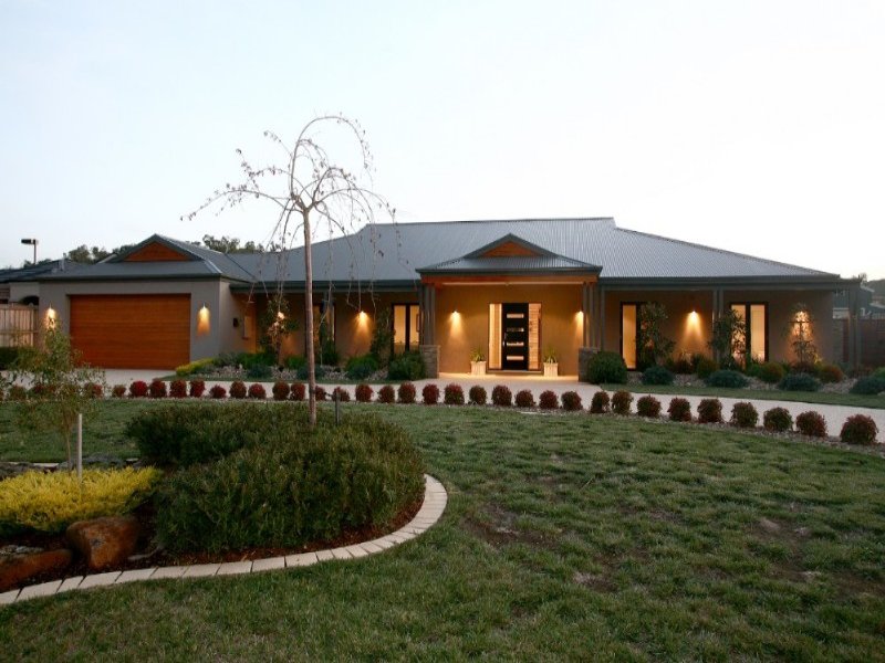 17 Sherwood Way, Lysterfield, Vic 3156 Property Details