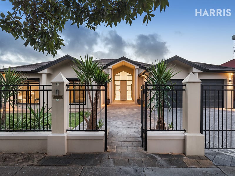 17 Hereford Avenue, Trinity Gardens, SA 5068