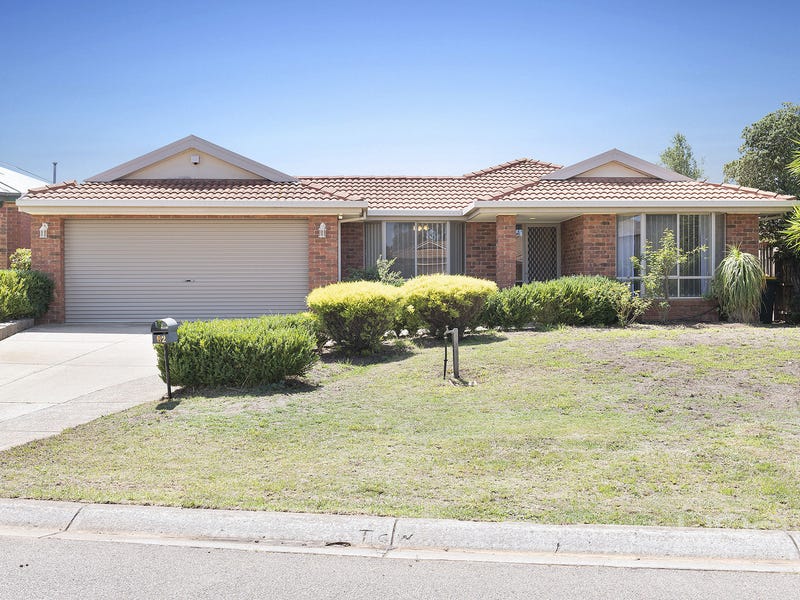62 Stagecoach Cres, Sydenham, Vic 3037