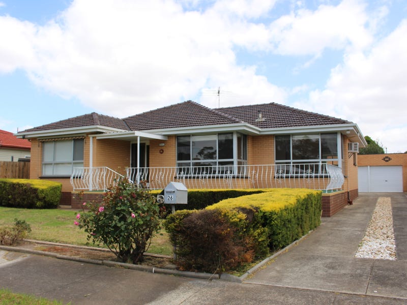 26 Gladstone Street, Hamlyn Heights, VIC 3215