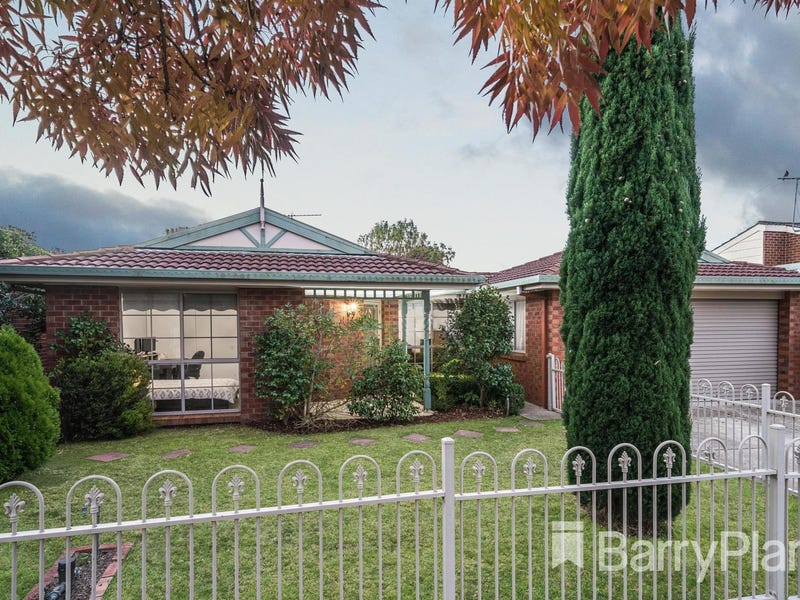 16 Meadowvale Drive, Grovedale, VIC 3216
