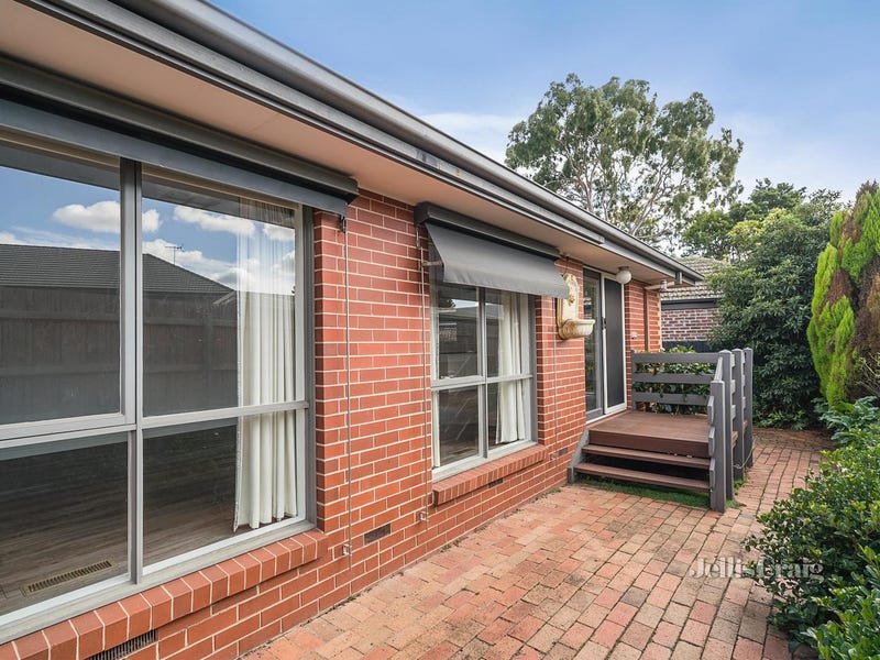 2/2A Wooddale Grove, Mitcham, Vic 3132 - Property Details