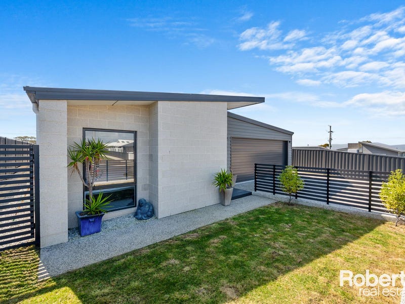 4 Bryan Street, Shearwater, Tas 7307 House for Sale