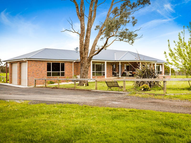 325 Main South Road, Drouin South, VIC 3818