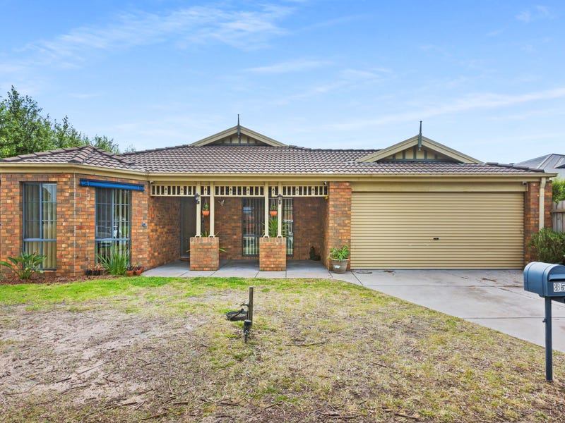 35 Edinburgh Drive, Skye, VIC 3977