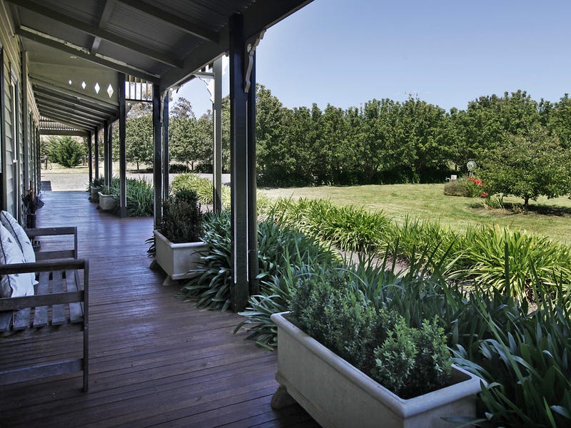 110 Outlook Lane, Gisborne, VIC 3437