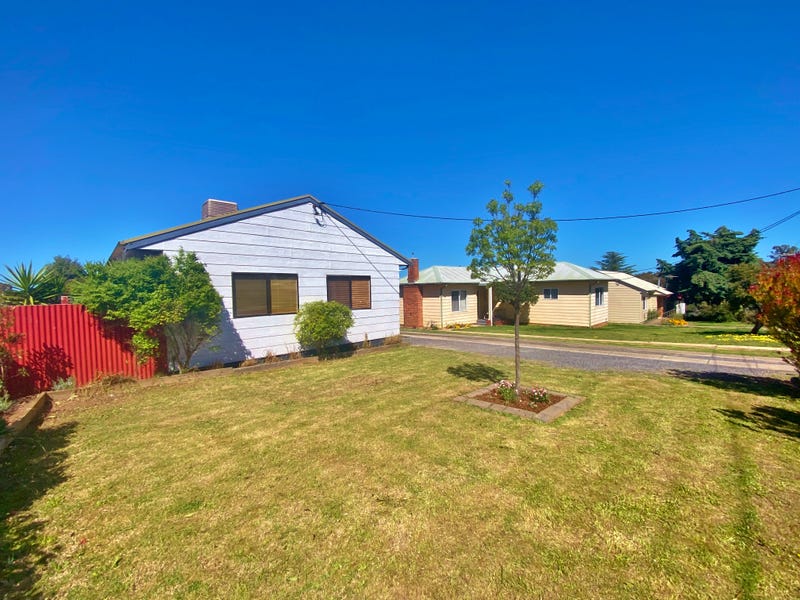 26 Musgrave Street, Young, NSW 2594