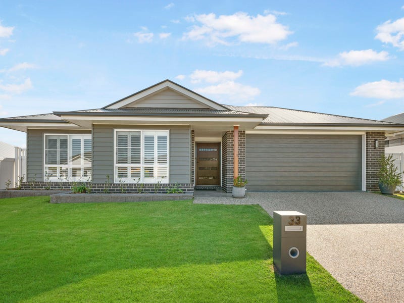 33 McAulay Avenue, Highfields, Qld 4352 Property Details