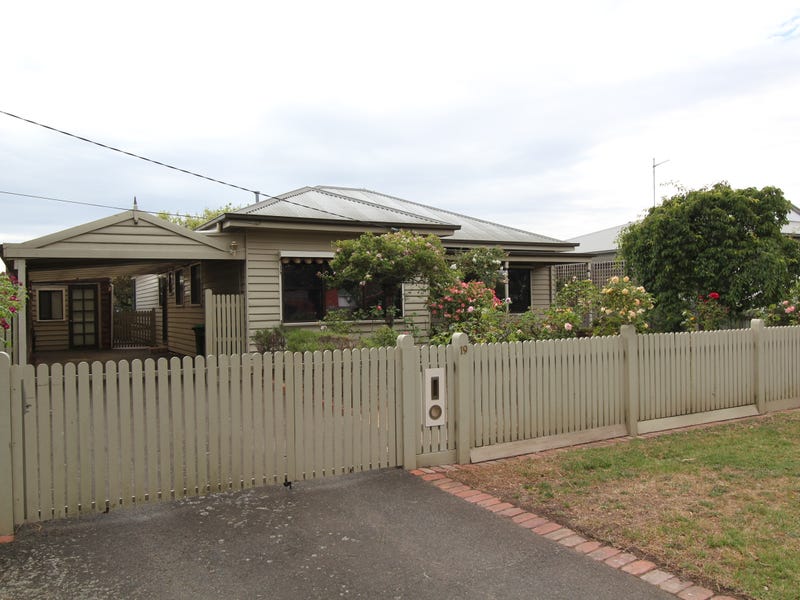 19 Munro Street, Alfredton, Vic 3350 - realestate.com.au