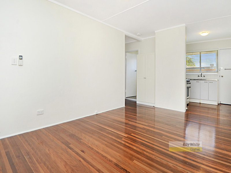 2/13 Hamley Street, Wooloowin, Qld 4030 Property Details