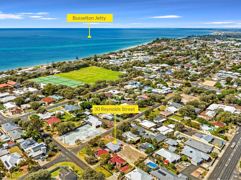 30 Reynolds Street, West Busselton, WA 6280