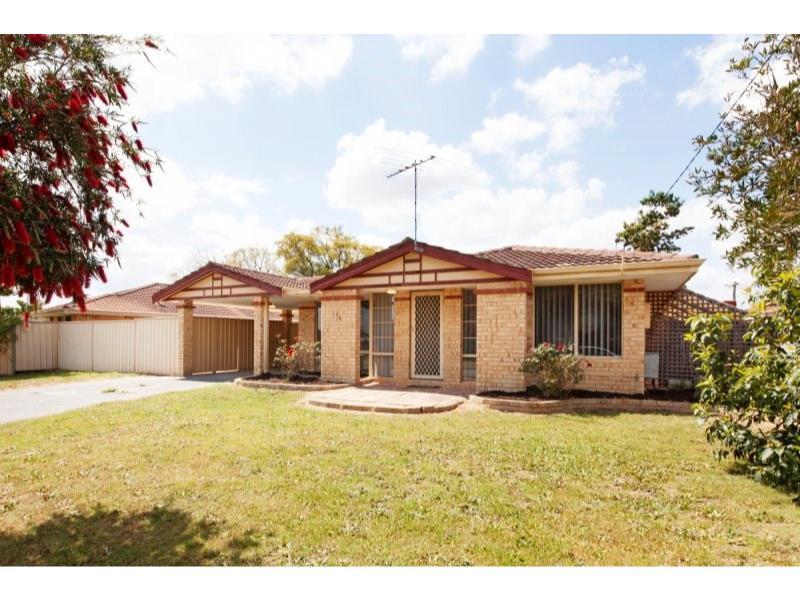 26 Chidzey Drive, Seville Grove, WA 6112