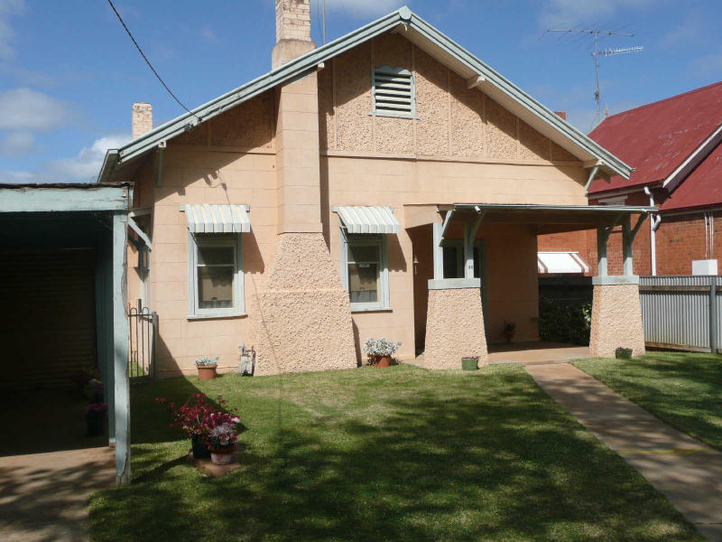 88 Larmer Street, Narrandera, NSW 2700 Property Details
