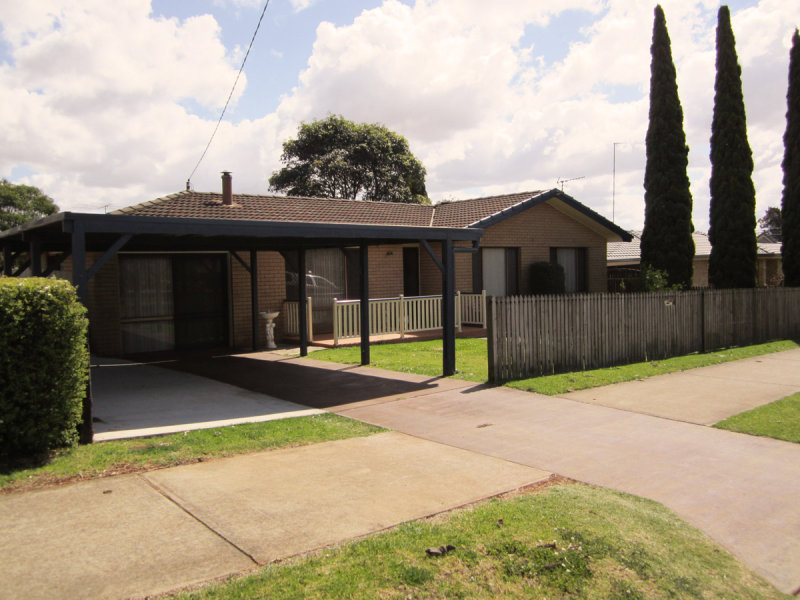 517 Greenwattle Street, Glenvale, QLD 4350