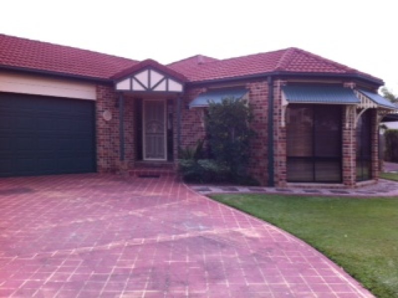 2 Dellwood Circuit, Molendinar, QLD 4214