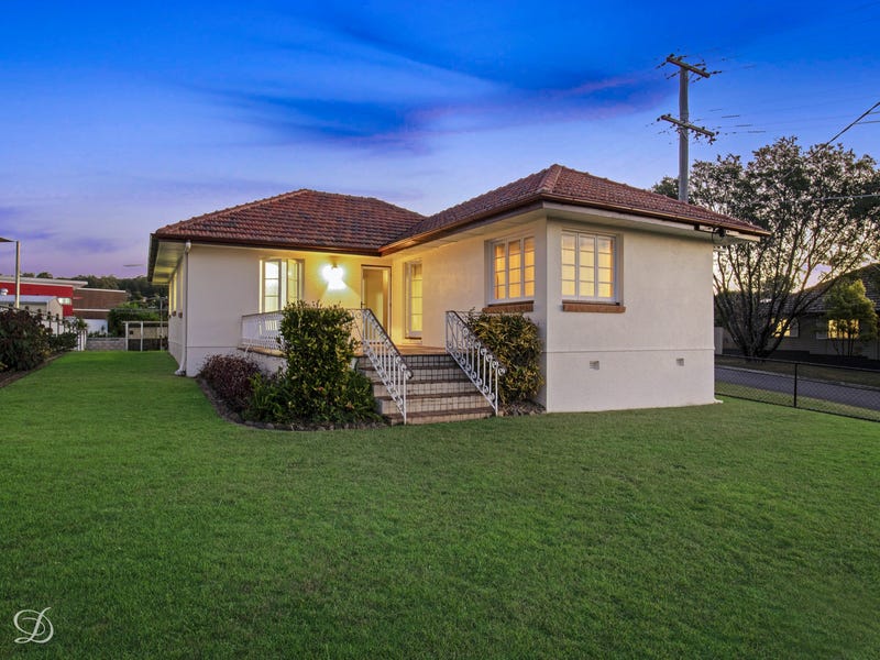 82 Frasers Road, Mitchelton, Qld 4053 Property Details