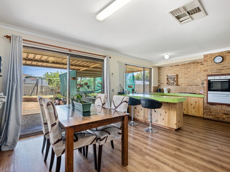 82 Dawson Avenue, Forrestfield, WA 6058