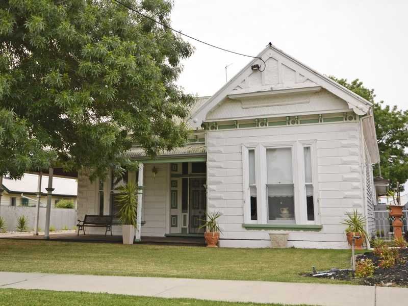 9 Wilmoth Avenue, Horsham, Vic 3400 Property Details