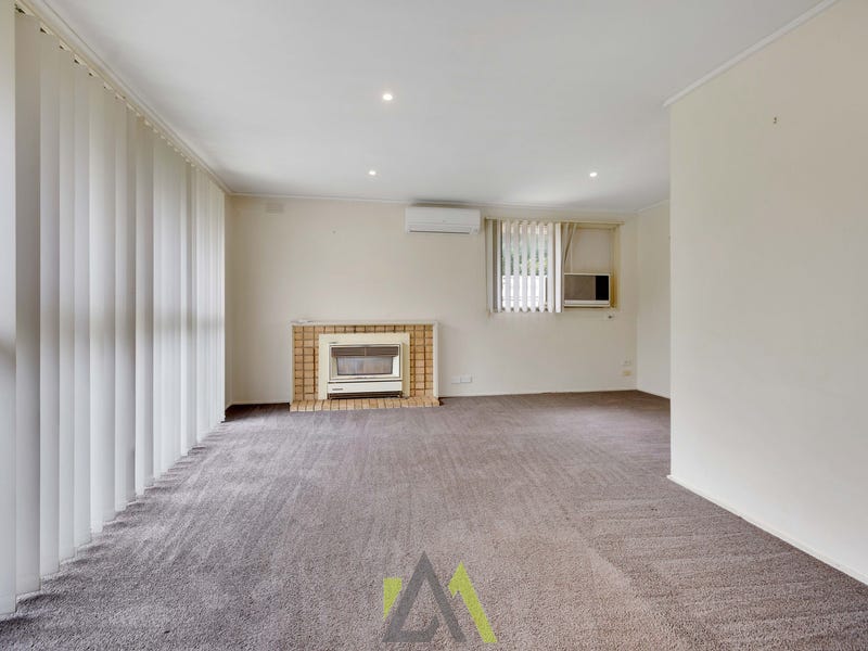 111 Karingal Drive, Frankston, Vic 3199 Property Details