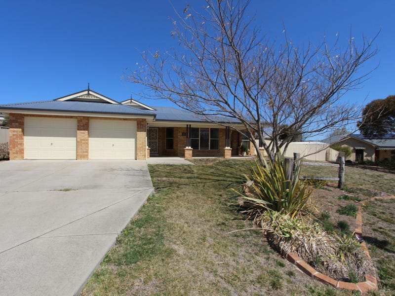 18 Place, Llanarth, NSW 2795 Property Details