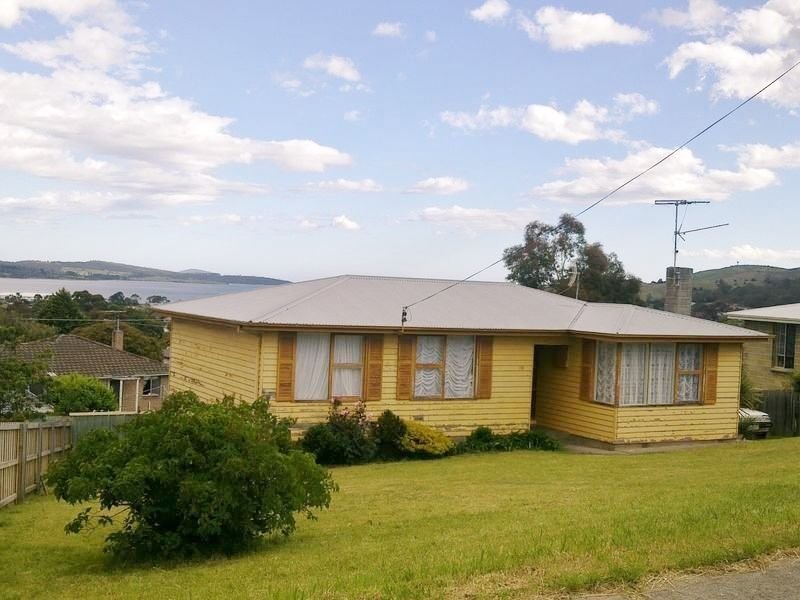 19 Kanooka Street, Rokeby, Tas 7019 Property Details