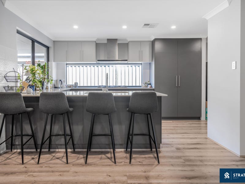 12 Woodville Road, Haynes, WA 6112 House for Sale