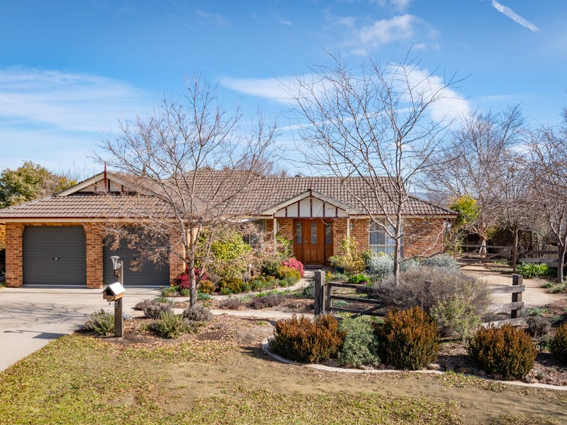 24 Farmgate Drive, Abercrombie, NSW 2795 Property Details