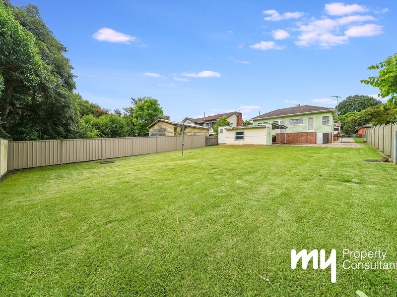 17 Mclean Road, Campbelltown, NSW 2560 Property Details