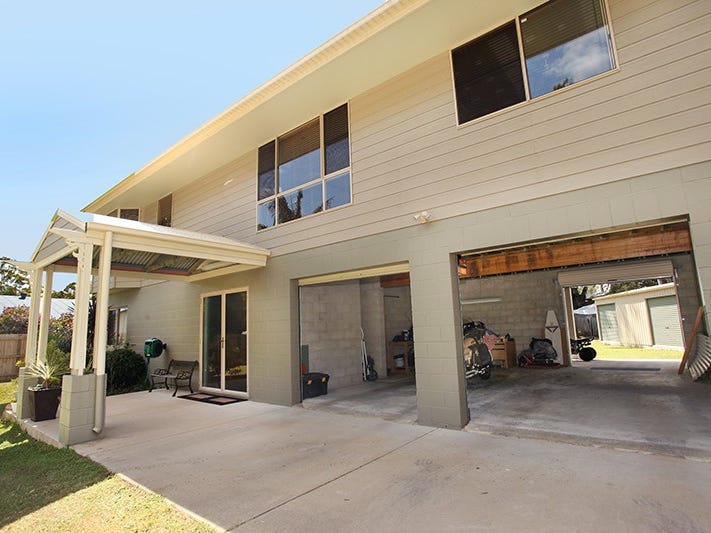 17 Tamarin Drive, Mapleton, QLD 4560