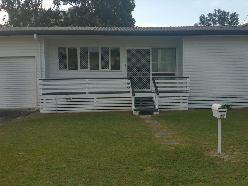 13 Jasmine Avenue, Hollywell, QLD 4216