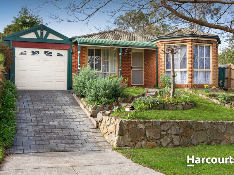 34 Allunga Parade, Berwick, VIC 3806