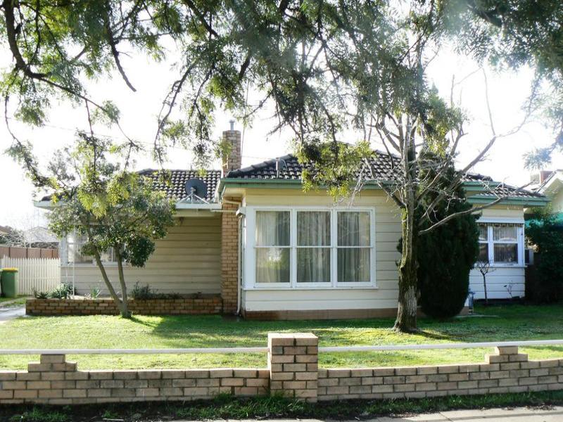 16 Civic Avenue, Echuca, Vic 3564 Property Details