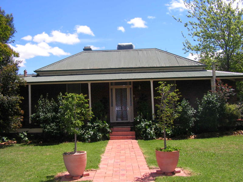 27 Farrand Street, Forbes, NSW 2871 Property Details