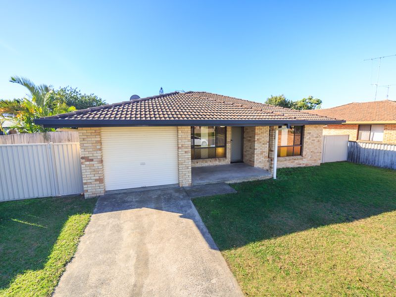 9 Arcadia Drive, Mermaid Waters, QLD 4218