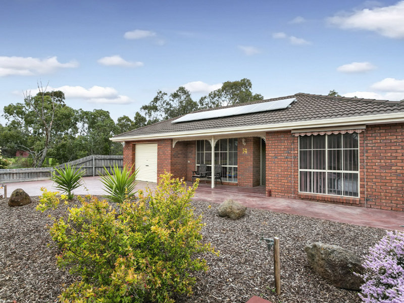 14 Walsingham Crescent, Kurunjang, Vic 3337 Property Details