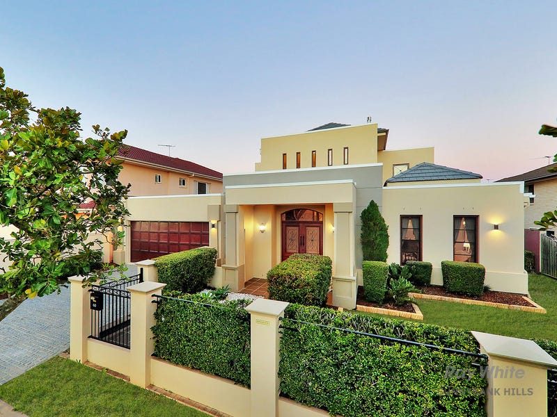 60 Dandelion Street, Eight Mile Plains, QLD 4113