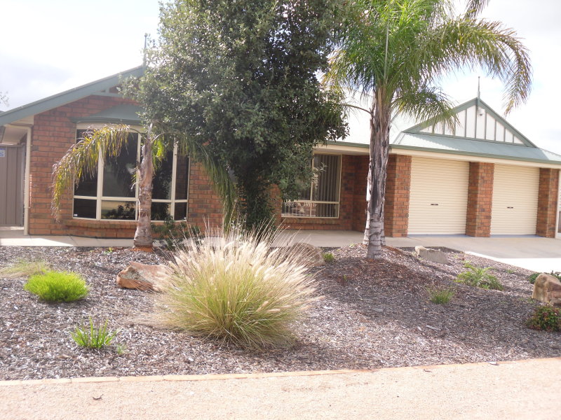 12 McLean Street, Berri, SA 5343 Property Details