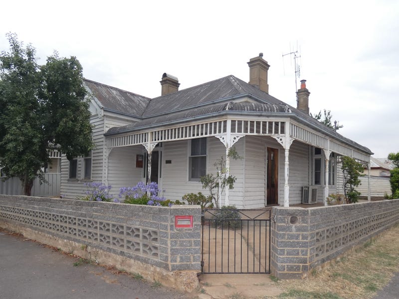 261 Barker Street, Castlemaine, VIC 3450