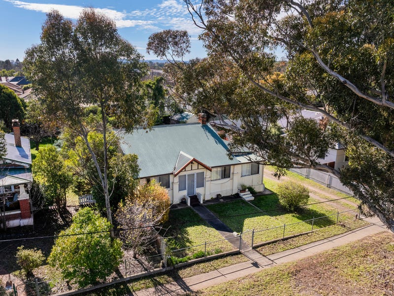 24 Gladstone Street, Mudgee, NSW 2850 House for Sale