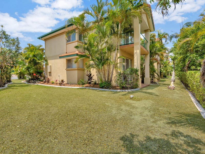 63/152 Palm Meadows Drive, Carrara, Qld 4211 Property Details