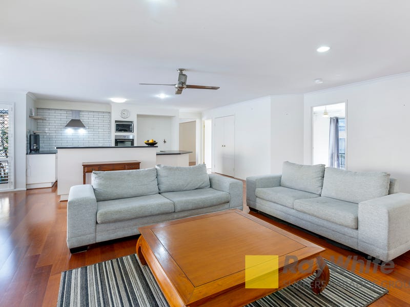 12 Gilcrest Court, Molendinar, QLD 4214