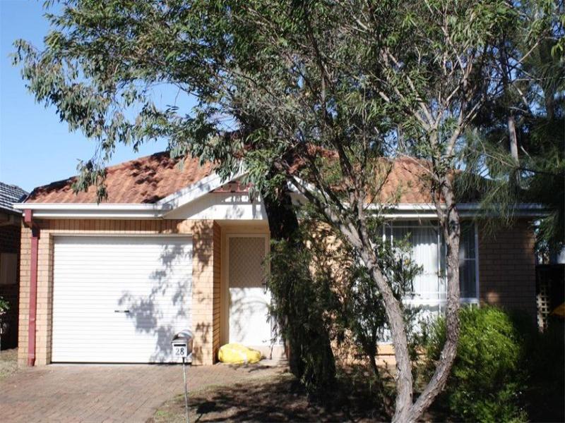 28 Clarendon Court, Wattle Grove, NSW 2173