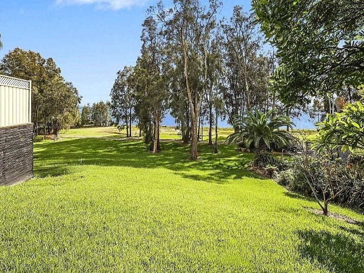 27 Trelawney Street, Killarney Vale, NSW 2261