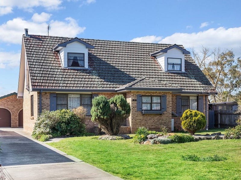 39 Parkes Road, Moss Vale, NSW 2577 House for Sale