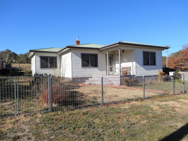 42 Maybe Street, Bombala, NSW 2632 Property Details