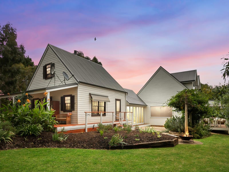 32 David Street, Gundaroo, NSW 2620 Property Details