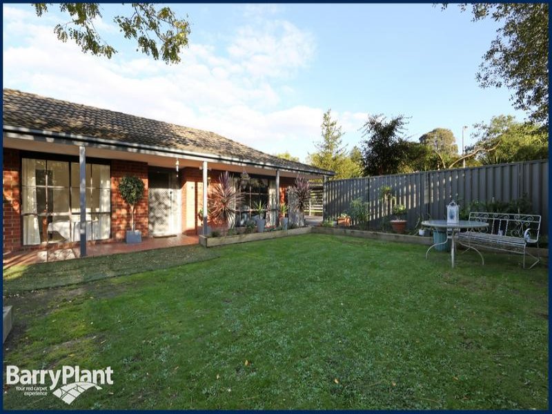 12 Erskine Drive, Rowville, Vic 3178 Property Details