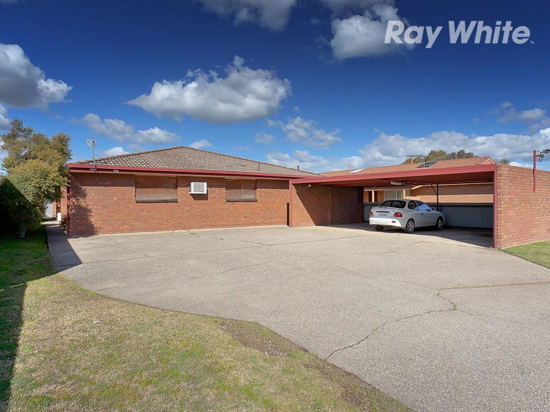 460 Kemp Street, Lavington, NSW 2641
