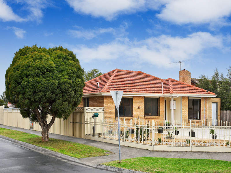 62 Strathmerton Street, Reservoir, VIC 3073