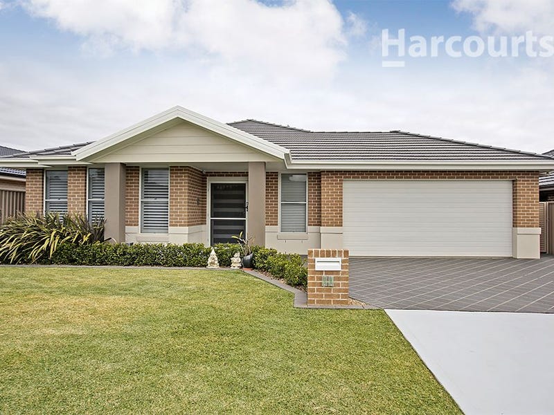 11 Denton Road Spring Farm Nsw 2570 Realestate Com Au